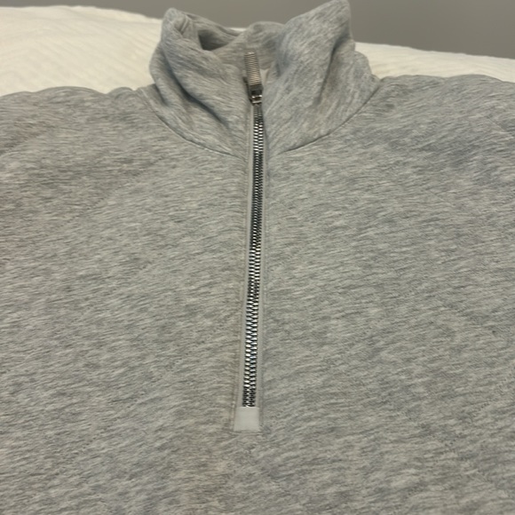 Lululemon long sleeve half zip sweat top quilted pattern size 2 great condition - Picture 2 of 9